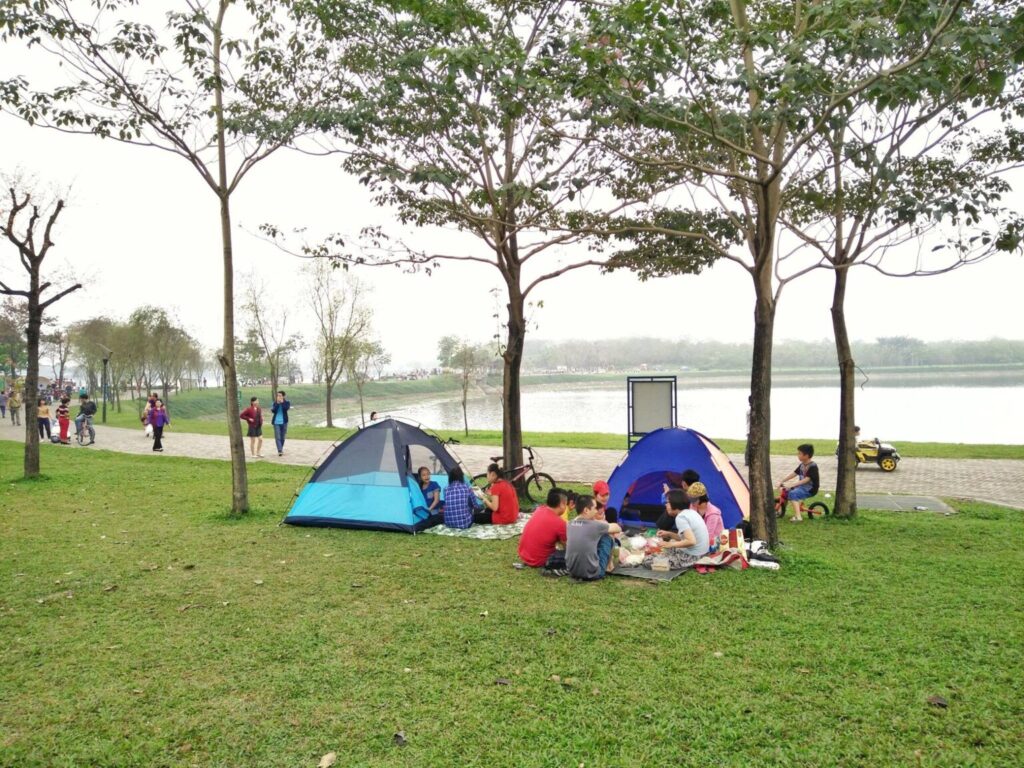 Công viên hồ thiên nga Ecopark Văn Giang Hưng Yên Hà Nội - Swan Lake Park